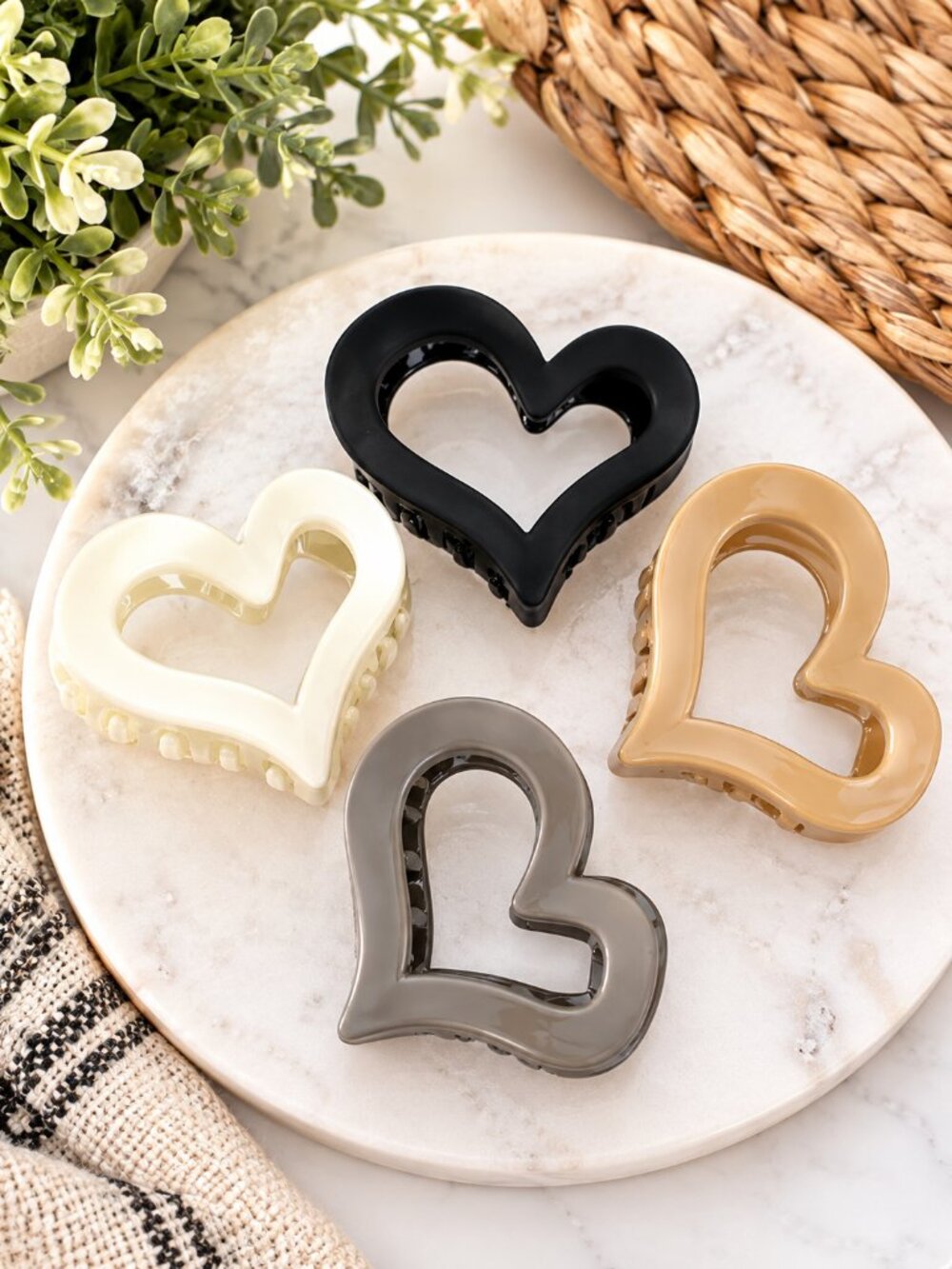 NEW Romantic Playful Heart Hair Clip Set of 4 Neutral Color Black Cream Tan Gray